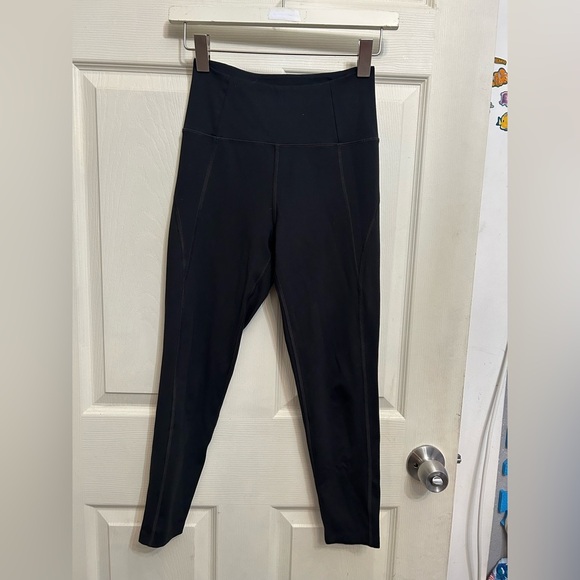 !!SOLD!! SOLD!!Girlfriend Collective leggings black color women’s size small - Picture 1 of 4